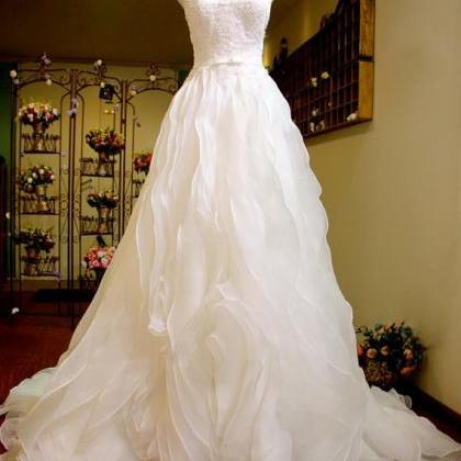 2017 White Organza Wedding Dress With Beads, Small..