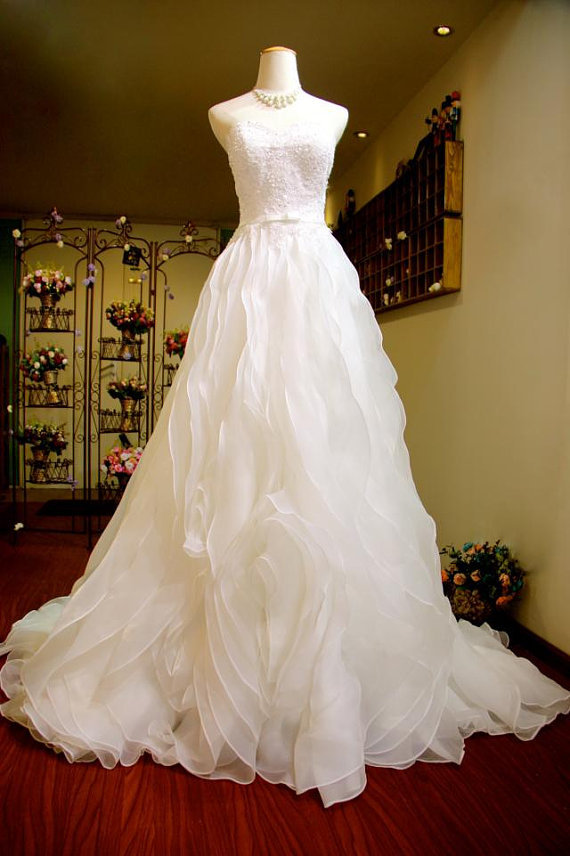 2017 White Organza Wedding Dress With Beads, Small Train Long Bridal Dress